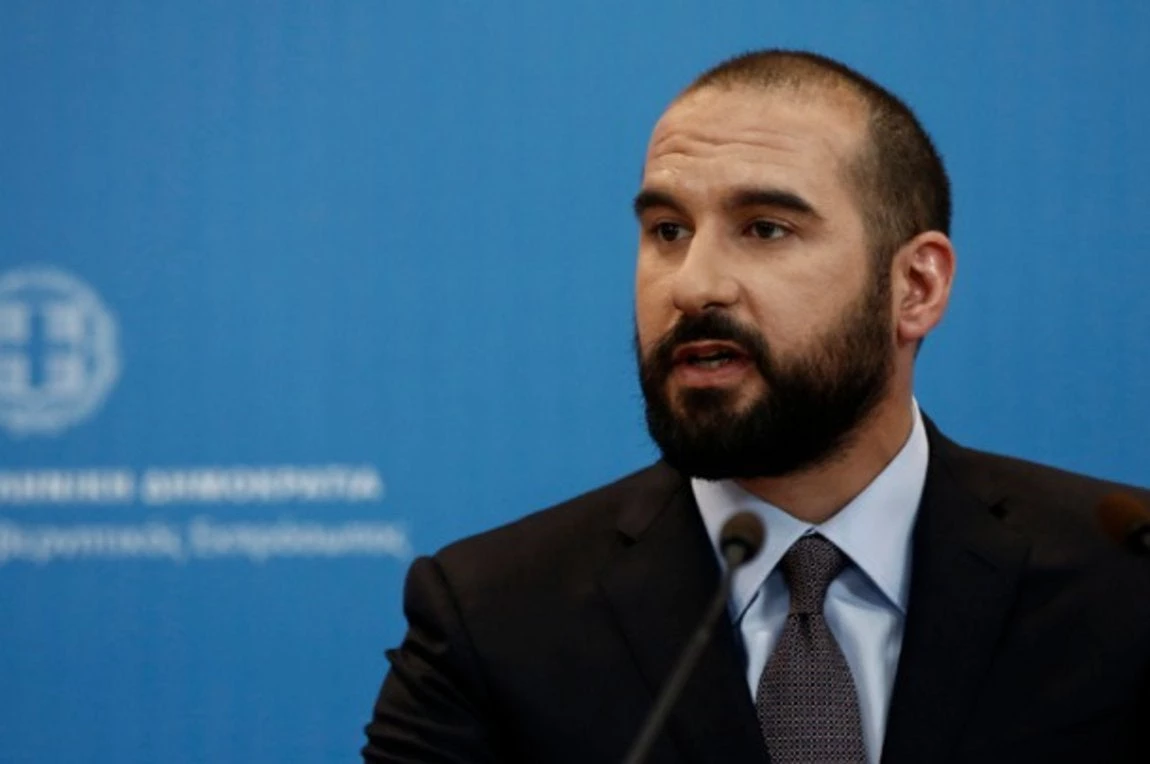 Φορτώνουν το δημόσιο με κομματικό «στρατό»: Διώχνουν 10.000 ιερείς για να προσλάβουν 10.000 ΣΥΡΙΖαίους! – «Μυρίζουν» εκλογές